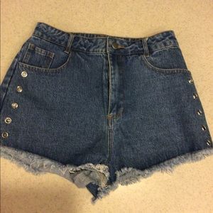 Blush S juniors jean shorts